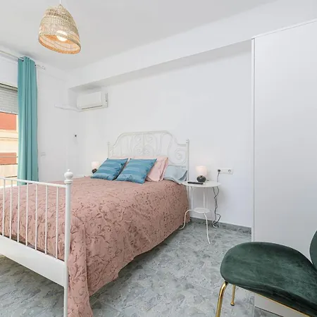 Wintowinrentals Ubicacion Fabulosa, Completo Apartamento Con Parking En El Soho De Málaga Extérieur photo
